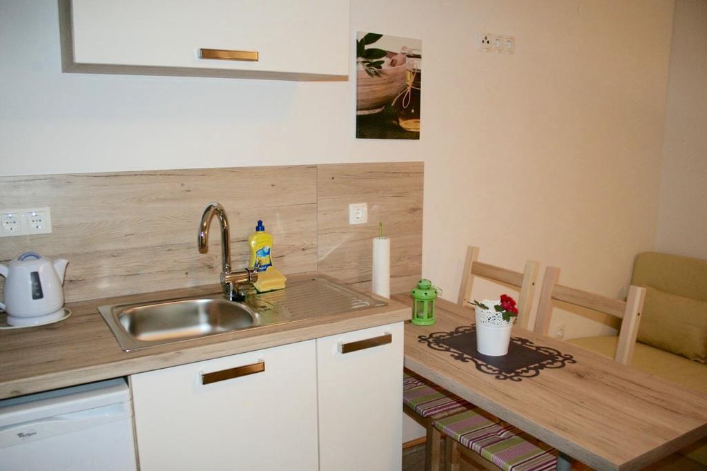 Guesthouse Villa Juric Crikvenica Esterno foto