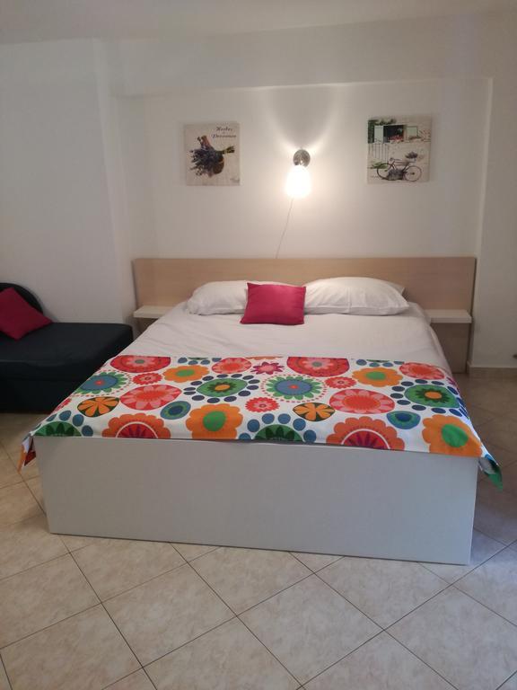 Guesthouse Villa Juric Crikvenica Esterno foto